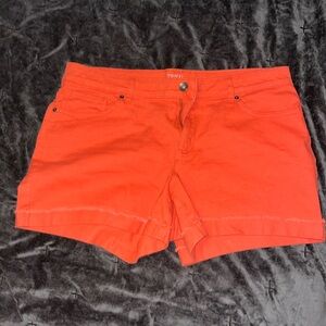 ✨Time and Tru coral denim shorts✨